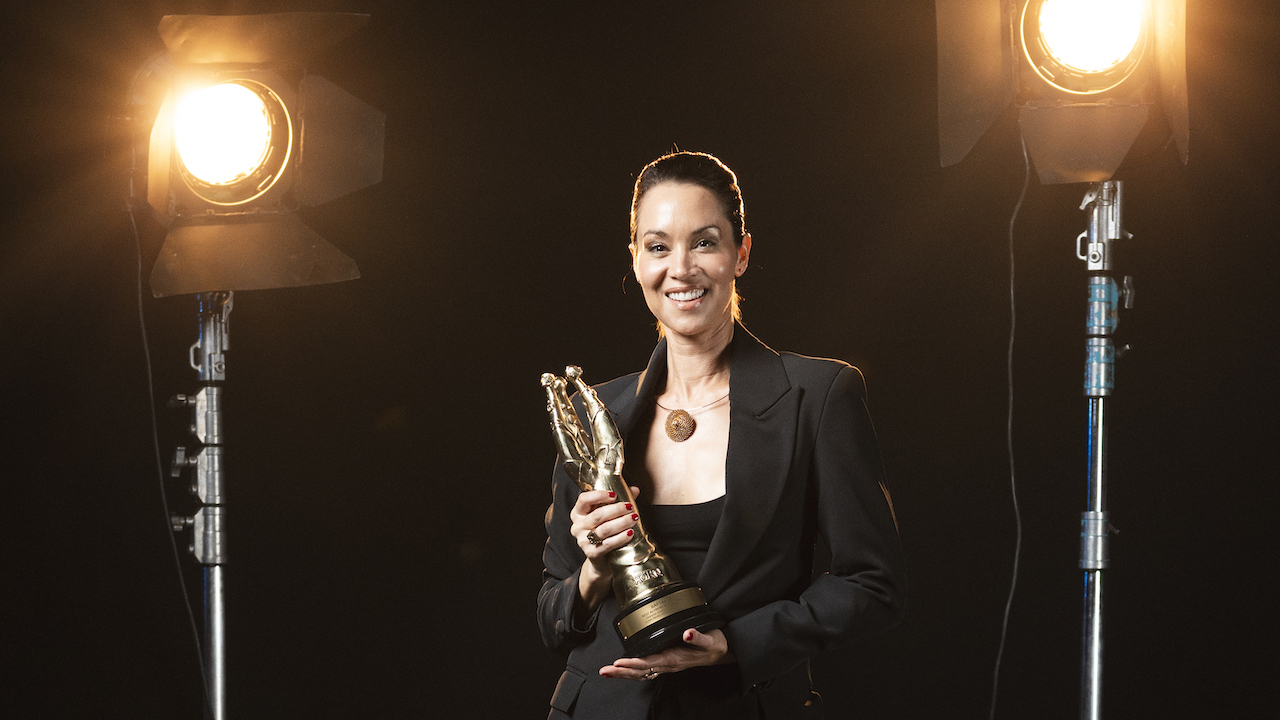 Shannon Esra Sandra Stein Law Love Betrayal S2